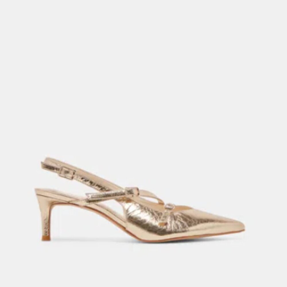 Dolce Vita barely worn closed toed kitten heel